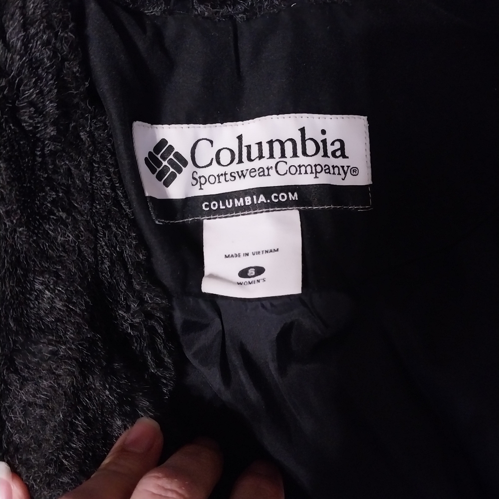 Columbia jacket (s) - Picture 3 of 3